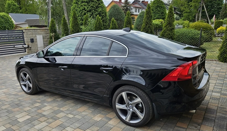 Volvo S60 cena 39999 przebieg: 205000, rok produkcji 2011 z Legnica małe 277